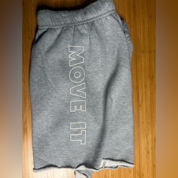EUC Mother Move It- The Bender Short Fray Shorts. Size XS - Picture 11 of 13